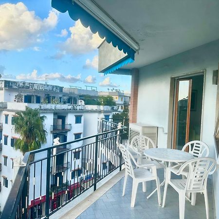 Roof And Sky Sorrento Center Suite ภายนอก รูปภาพ