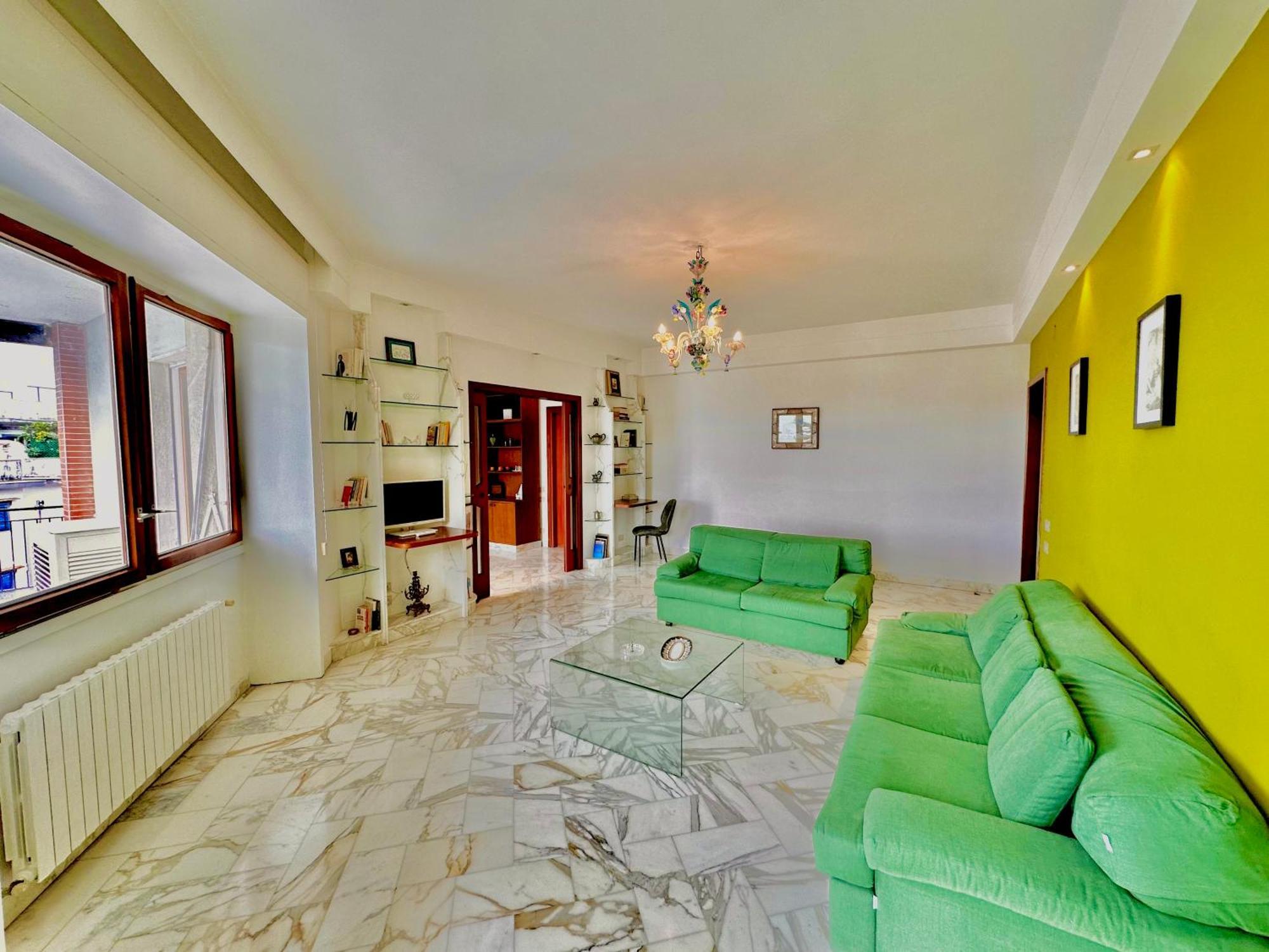 Roof And Sky Sorrento Center Suite ภายนอก รูปภาพ