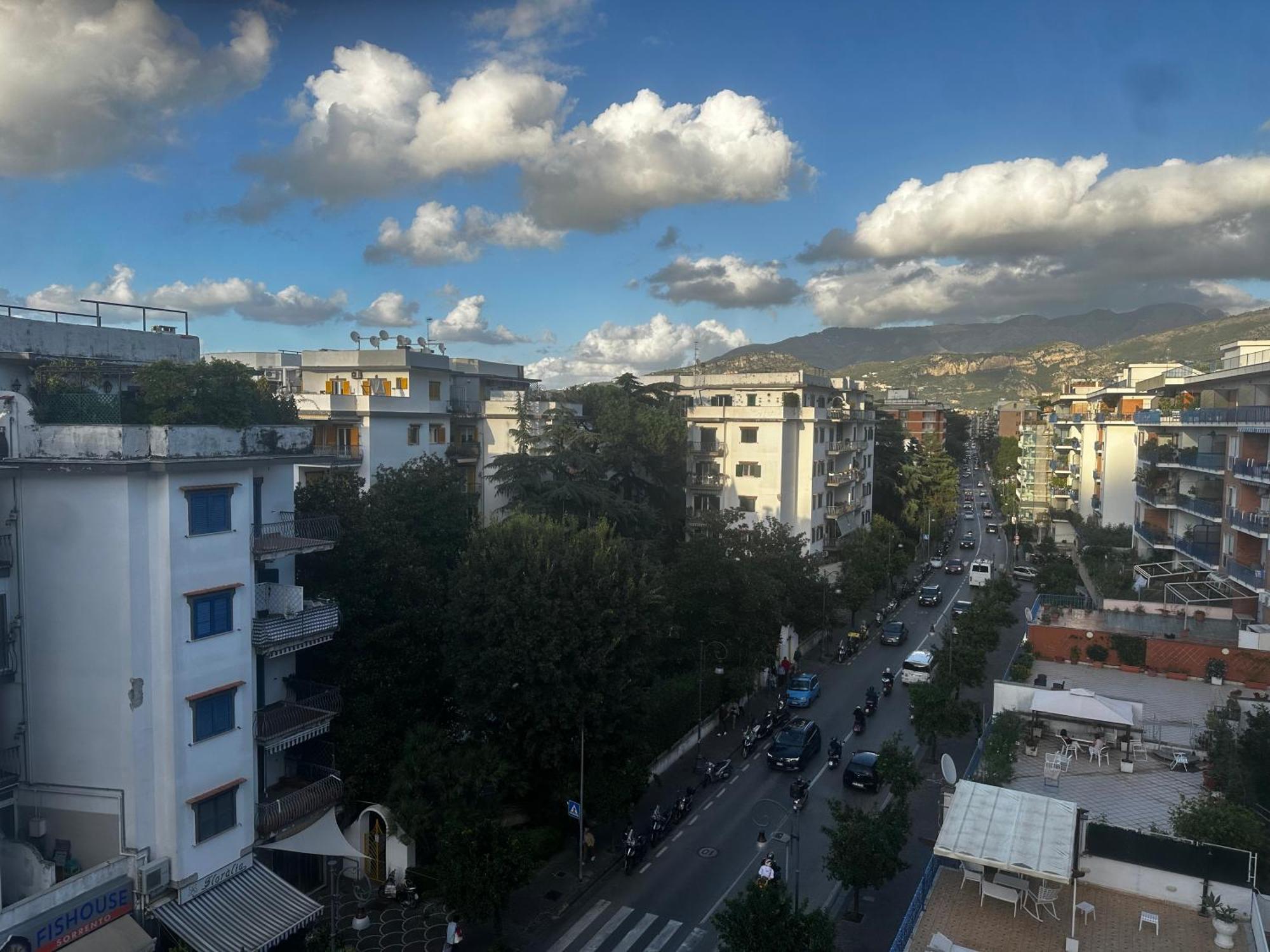 Roof And Sky Sorrento Center Suite ภายนอก รูปภาพ